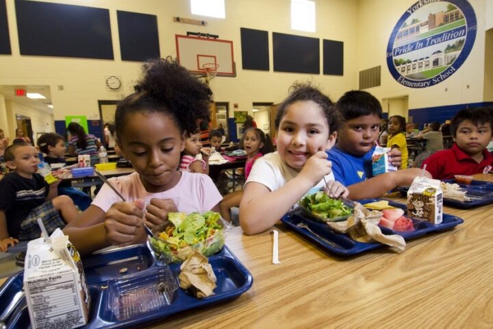 Key Legislators Want to Keep Free School Meals Despite Budget Shortfall