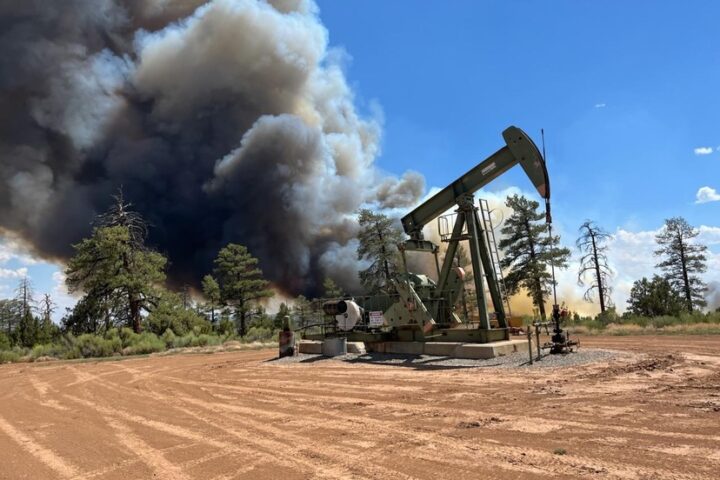 Middle Mesa Fire Near Navajo Lake Threatening Archuleta County